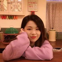 娱乐圈要谨慎吃瓜,吃瓜需谨慎，揭秘真相背后的风险